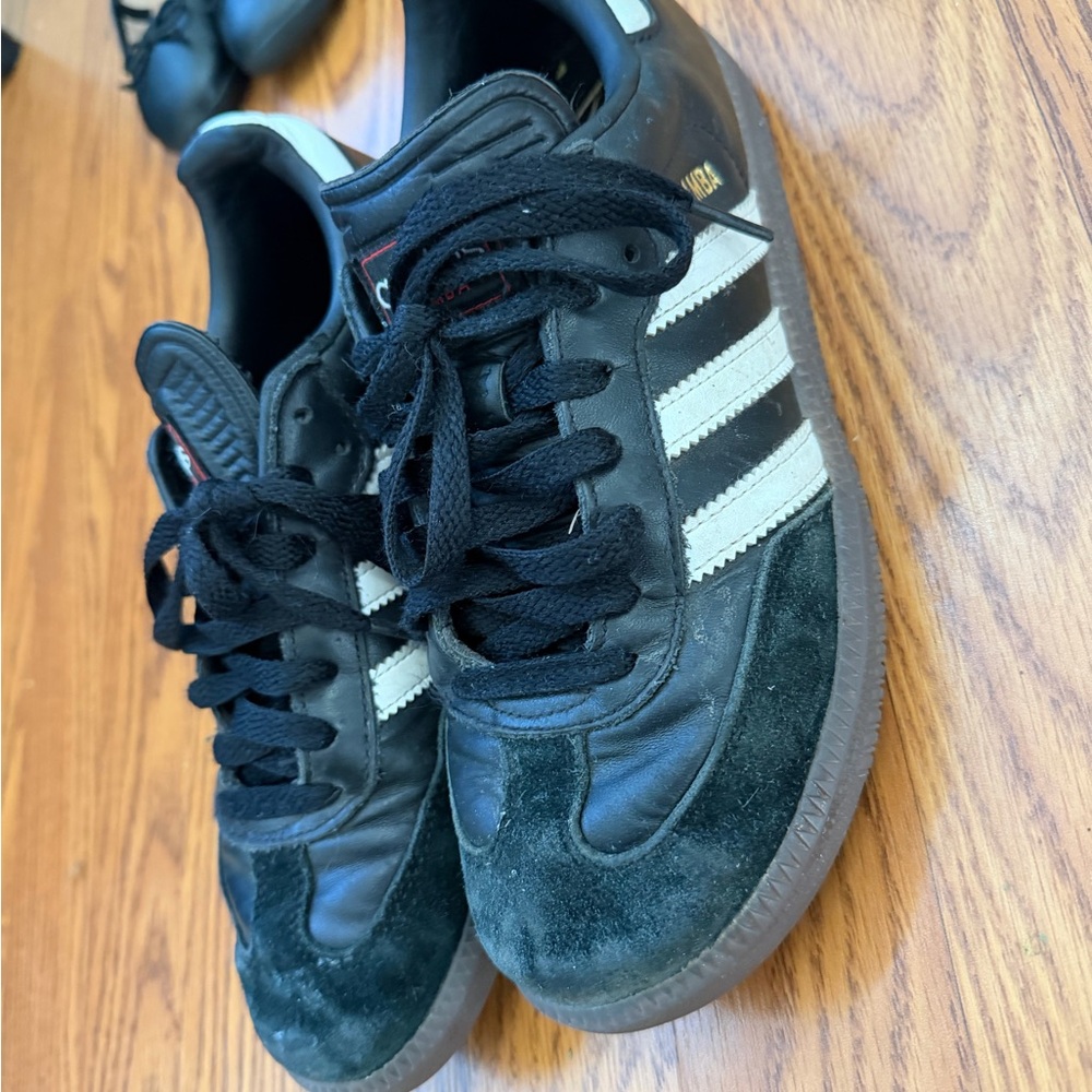 Adidas Sambas